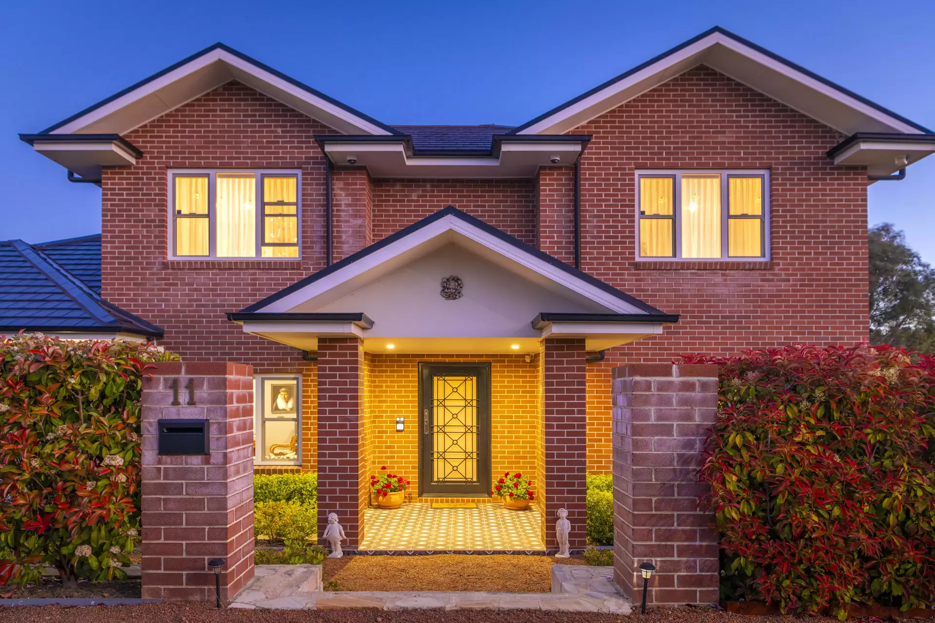11 Roarty Street, Denman Prospect Sold by Sydney Sotheby's International Realty - image 3