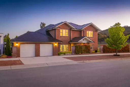 11 Roarty Street, Denman Prospect Sold by Sydney Sotheby's International Realty