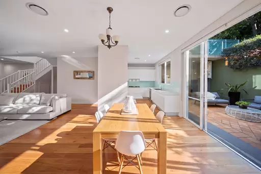 32 Ritchard Avenue, Coogee For Sale by Sydney Sotheby's International Realty