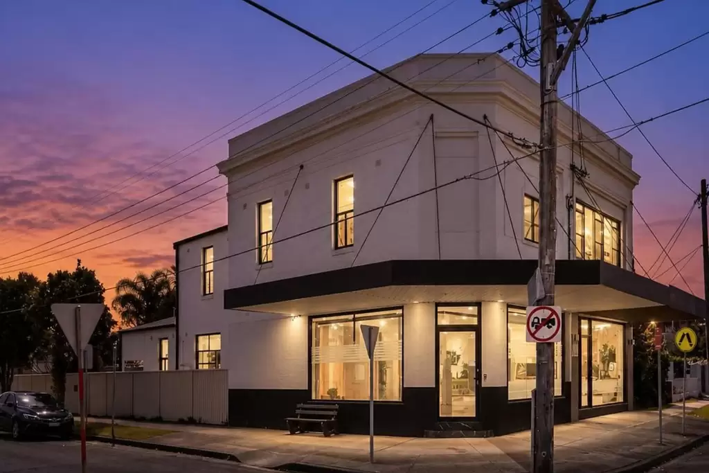 106 Russell Avenue, Dolls Point Auction by Sydney Sotheby's International Realty