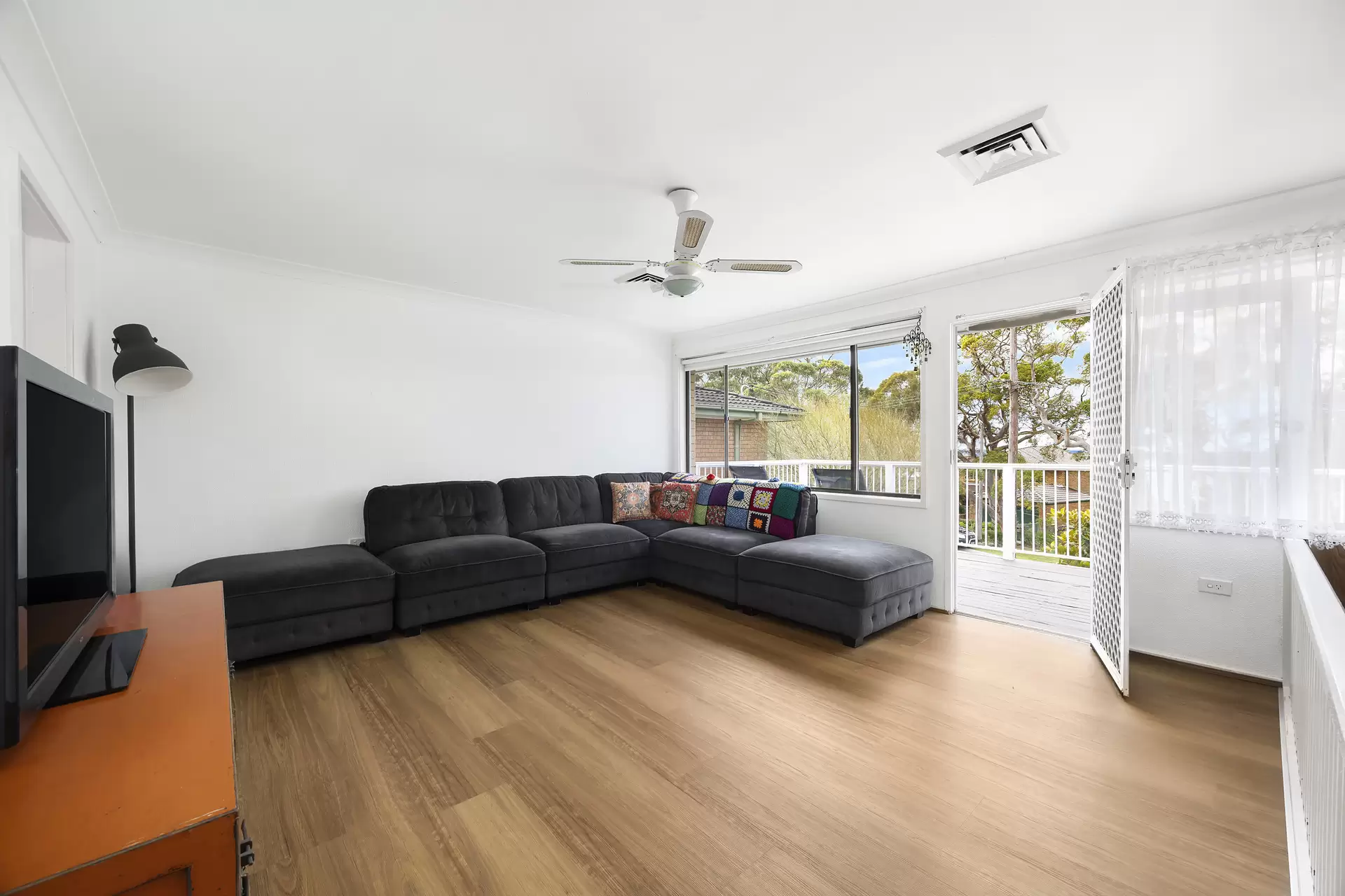 9 Short Avenue, Bundeena For Sale by Sydney Sotheby's International Realty - image 6