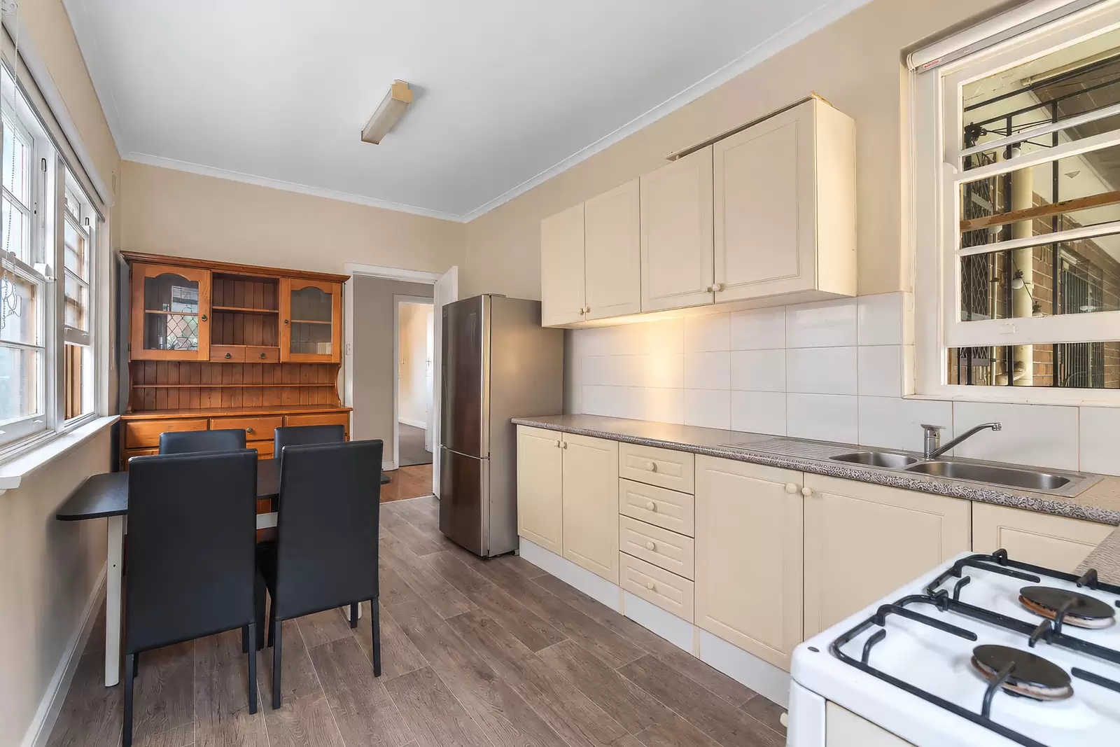 170 Coward Street, Mascot For Sale by Sydney Sotheby's International Realty - image 3
