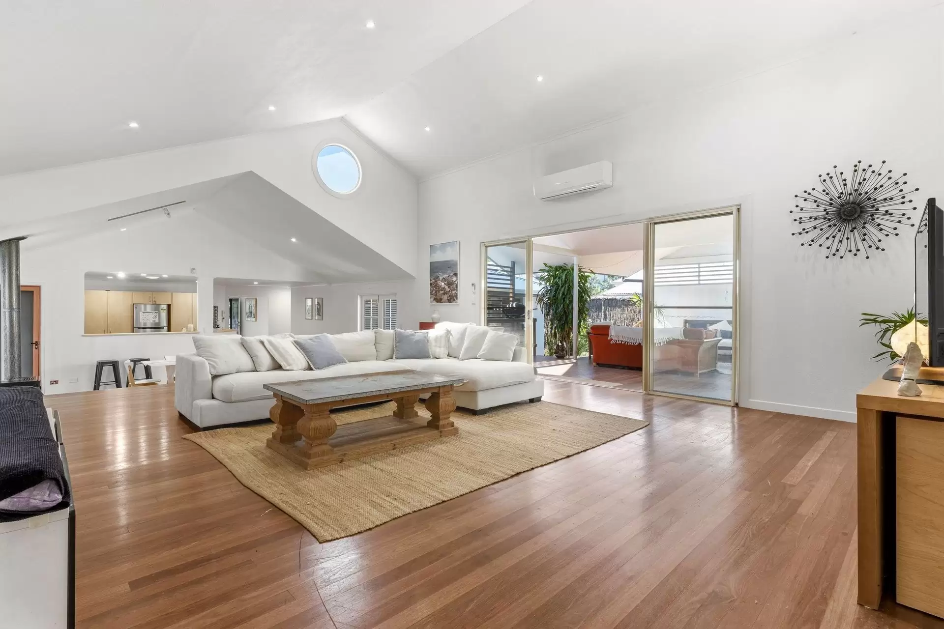 13 Beachside Drive, Suffolk Park For Sale by Sydney Sotheby's International Realty - image 2