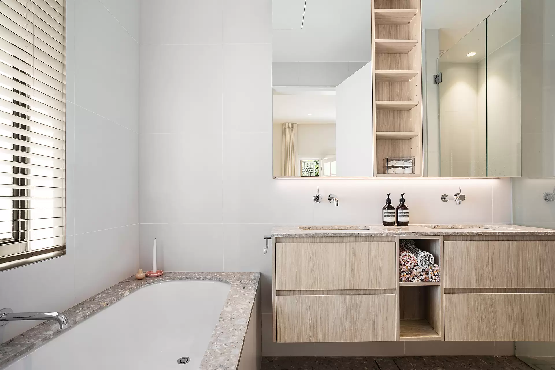 5/78 Bream Street, Coogee Sold by Sydney Sotheby's International Realty - image 1