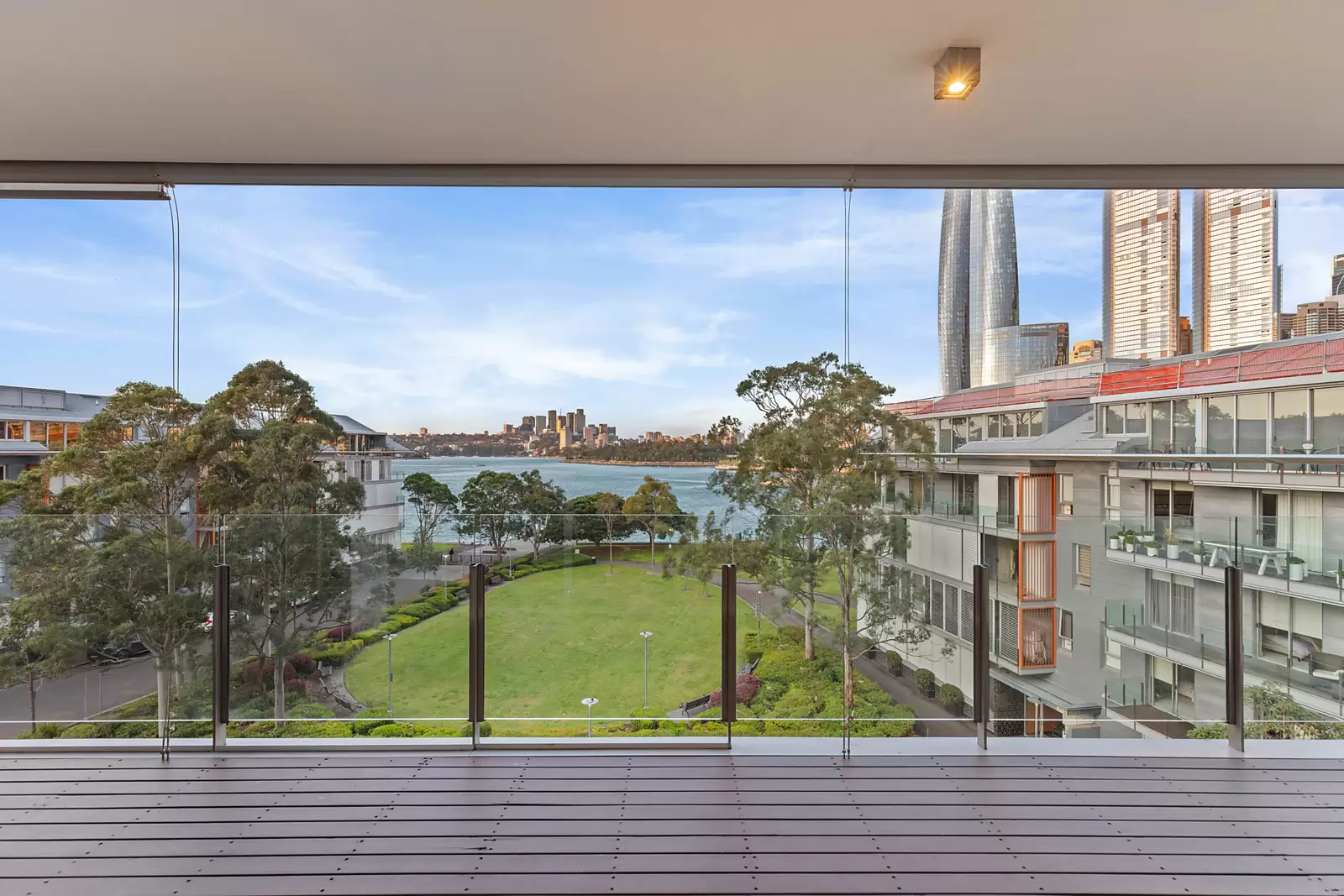 154/3 Darling Island Road, Pyrmont For Sale by Sydney Sotheby's International Realty - image 4