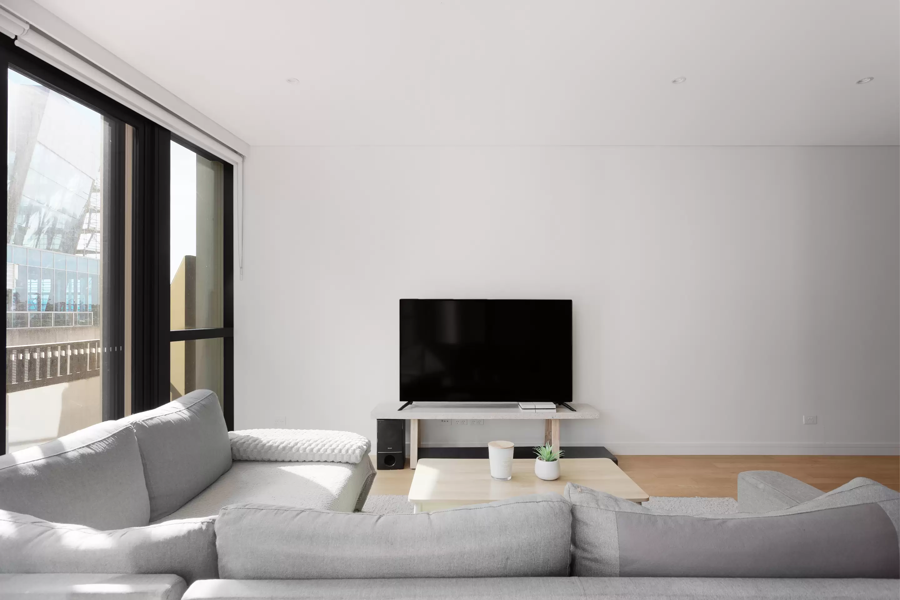 202/568 Oxford Street, Bondi Junction Auction by Sydney Sotheby's International Realty - image 5