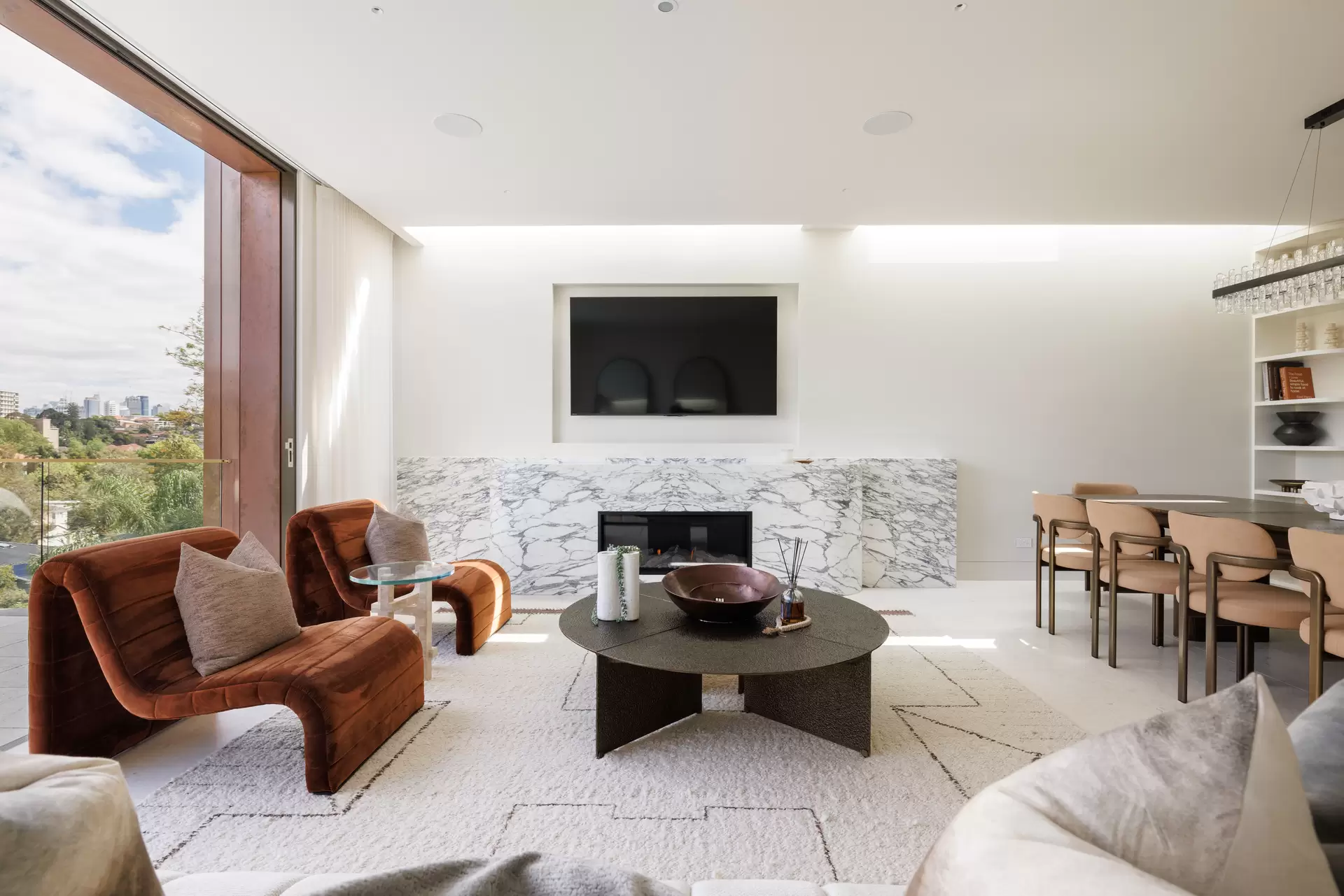 41 Carlotta Road, Double Bay Auction by Sydney Sotheby's International Realty - image 1