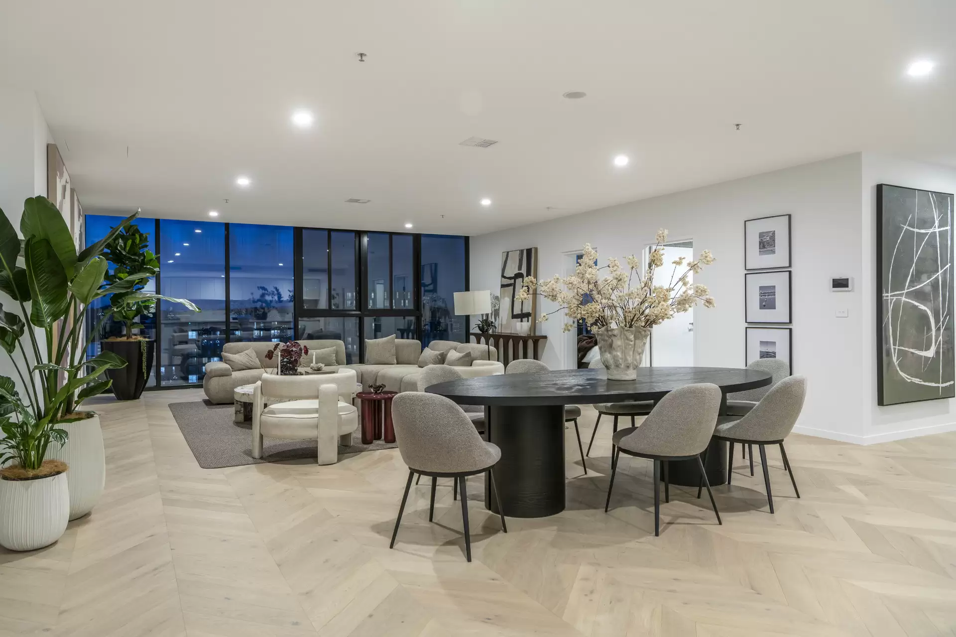 1509/1 Brewer Street, Phillip For Sale by Sydney Sotheby's International Realty - image 2