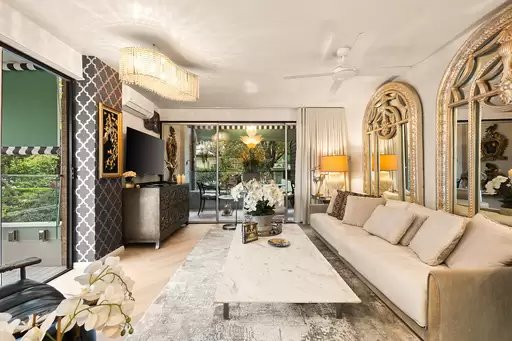 13/54 Darling Point Road, Darling Point For Sale by Sydney Sotheby's International Realty