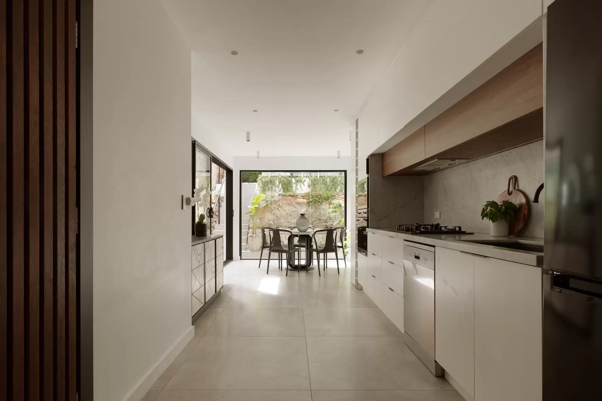 162 Bourke Street, Darlinghurst Auction by Sydney Sotheby's International Realty - image 1