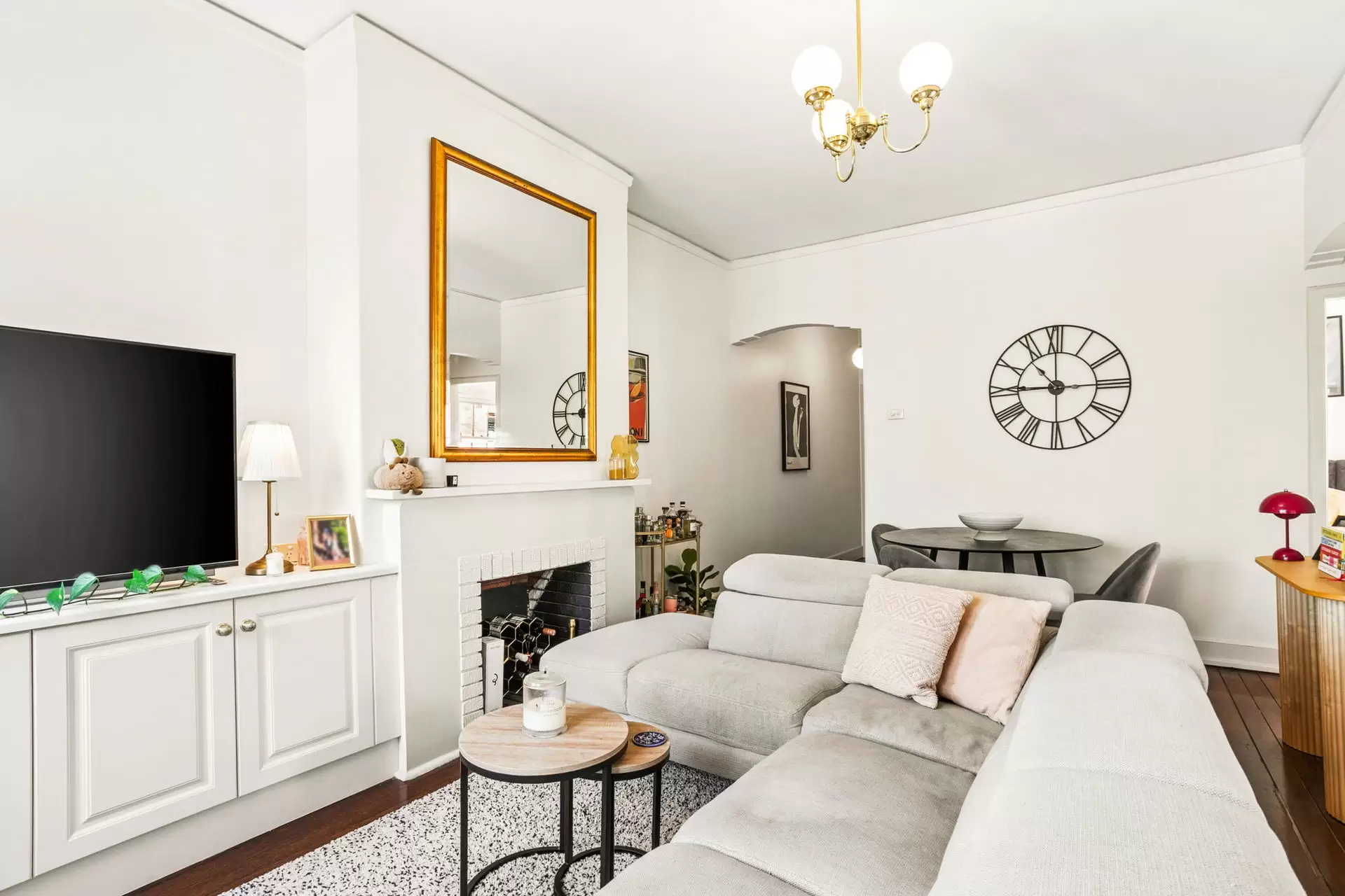 5/87 Ocean Street, Woollahra Auction by Sydney Sotheby's International Realty - image 1