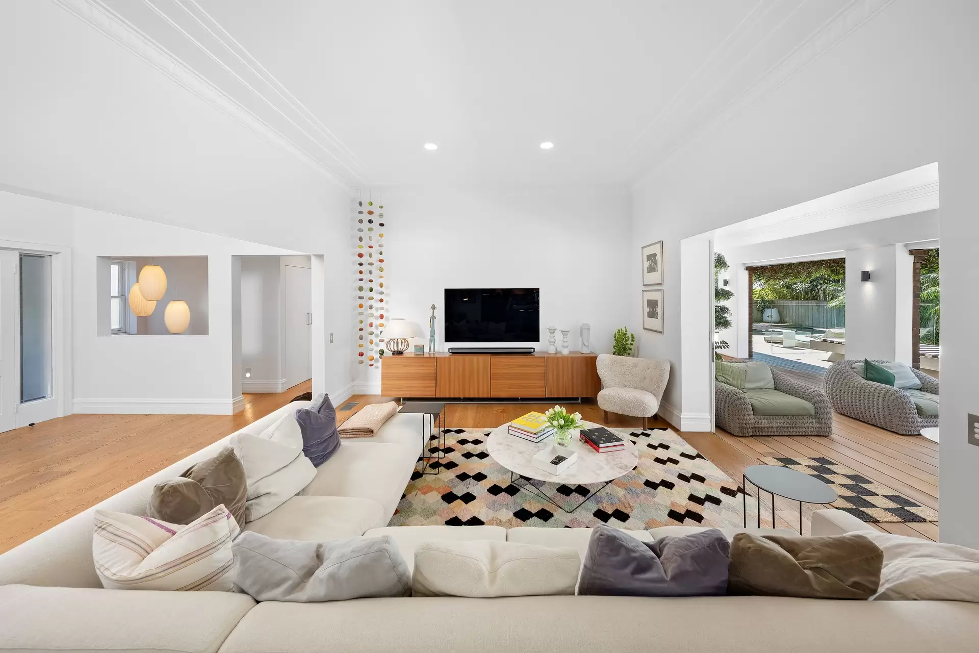 18 Mansion Road, Bellevue Hill Auction by Sydney Sotheby's International Realty - image 6