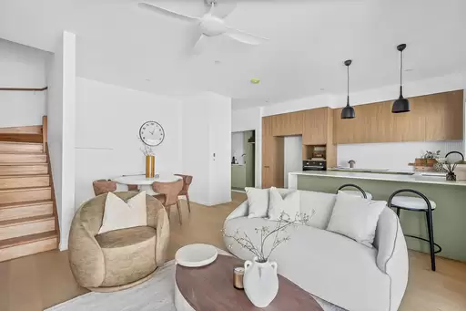 16/58-60 Bangalow Road, Byron Bay For Sale by Sydney Sotheby's International Realty