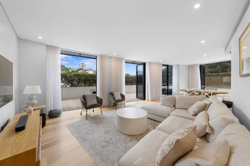 5i/2-22 Knox Street, Double Bay For Lease by Sydney Sotheby's International Realty