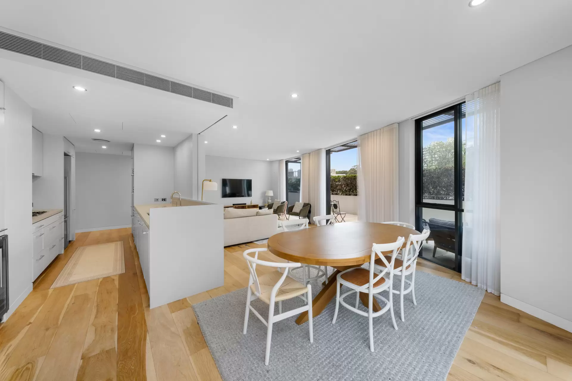 5i/2-22 Knox Street, Double Bay For Lease by Sydney Sotheby's International Realty - image 1