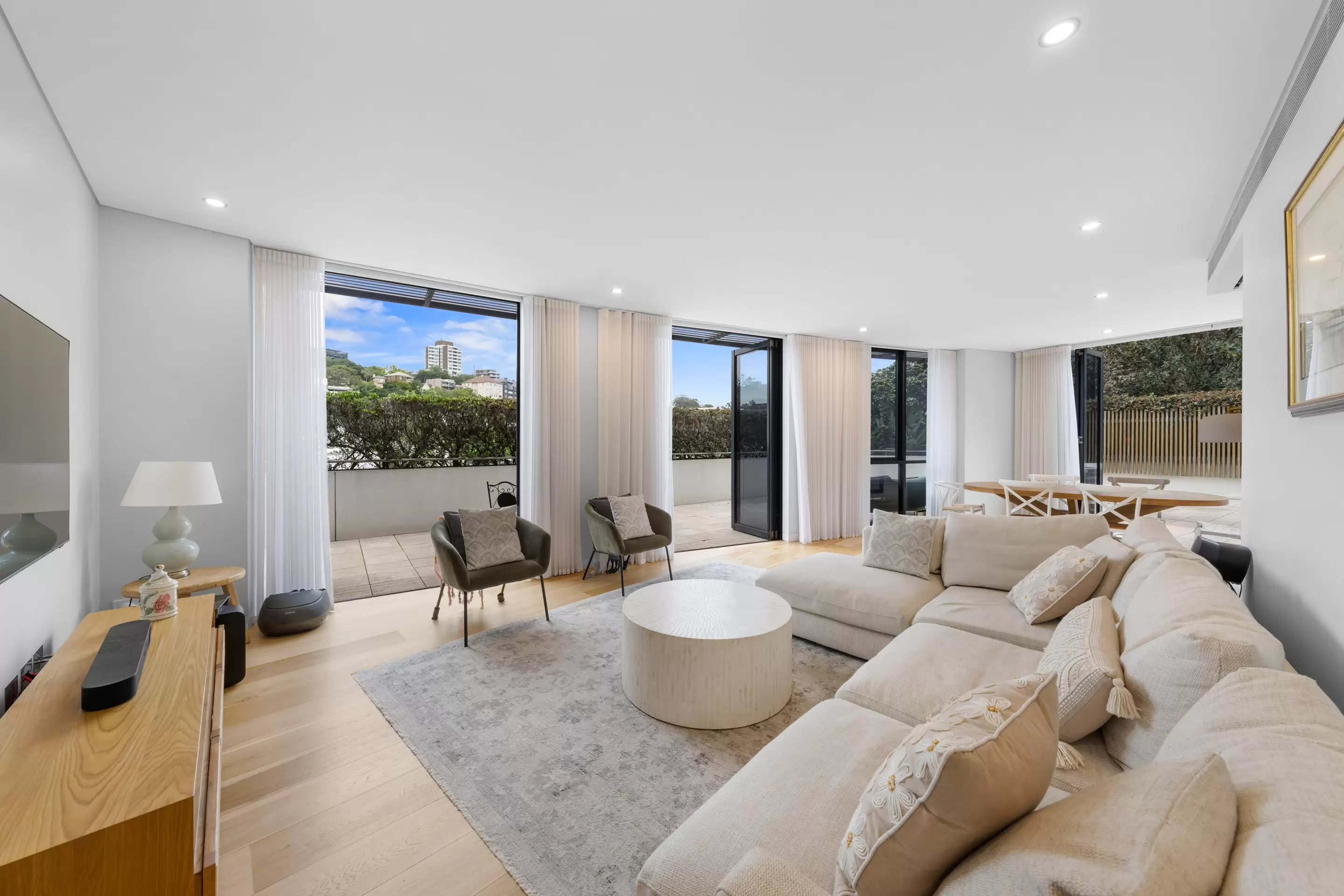 5i/2-22 Knox Street, Double Bay For Lease by Sydney Sotheby's International Realty - image 1