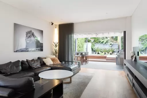 7 Gowrie Avenue, Bondi Junction Auction by Sydney Sotheby's International Realty