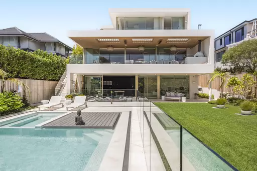 22 Village High Road, Vaucluse Auction by Sydney Sotheby's International Realty