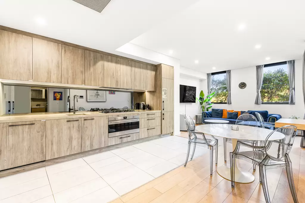 203/18-28 Neild Avenue, Darlinghurst For Sale by Sydney Sotheby's International Realty