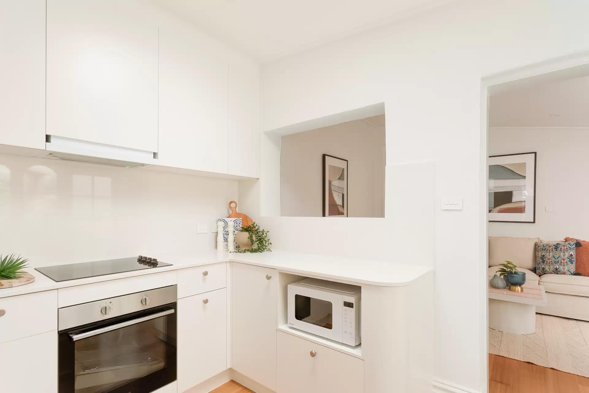 135 Sutherland Street, Paddington Auction by Sydney Sotheby's International Realty - image 1