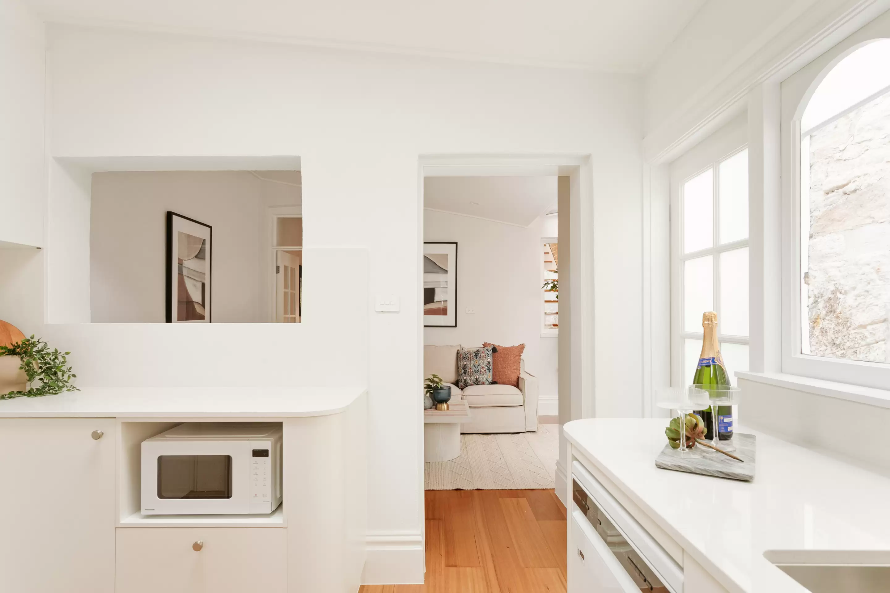 135 Sutherland Street, Paddington Auction by Sydney Sotheby's International Realty - image 10