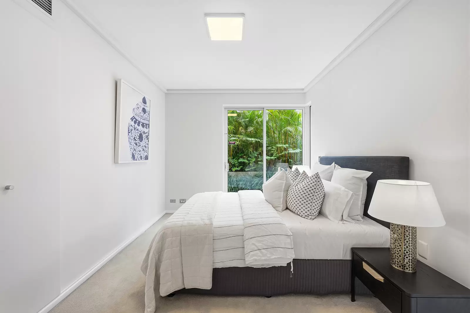 2/29-33 Mona Road, Darling Point For Sale by Sydney Sotheby's International Realty - image 15