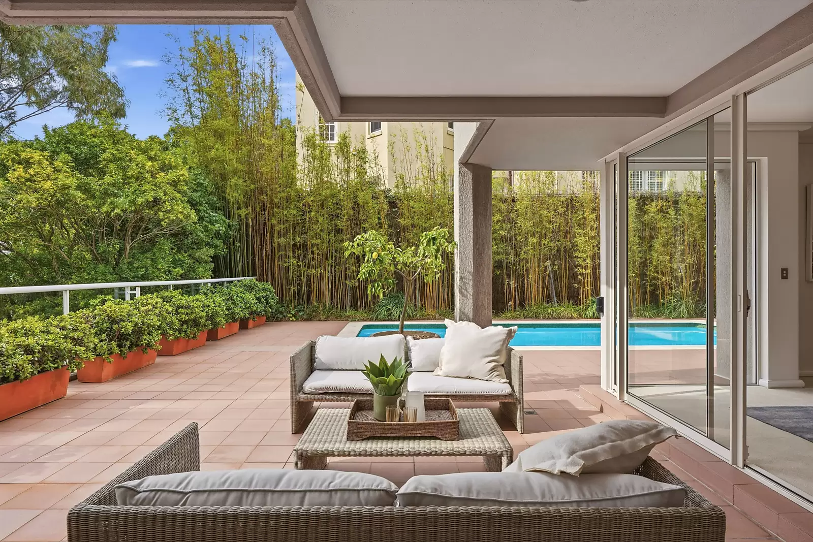 2/29-33 Mona Road, Darling Point For Sale by Sydney Sotheby's International Realty - image 3