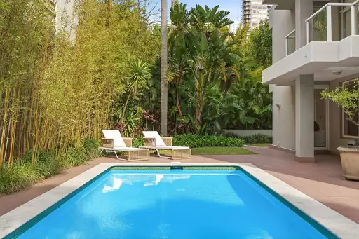 2/29-33 Mona Road, Darling Point For Sale by Sydney Sotheby's International Realty