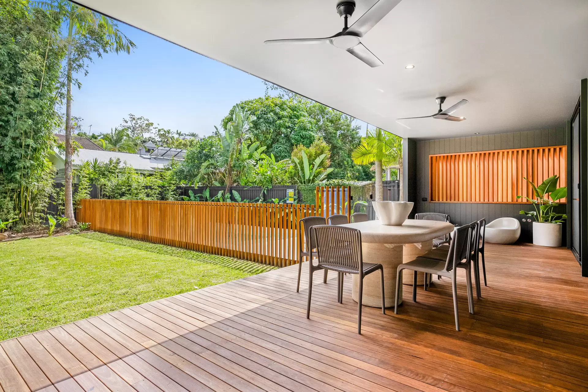 9 Walker Street, Byron Bay For Sale by Sydney Sotheby's International Realty - image 12