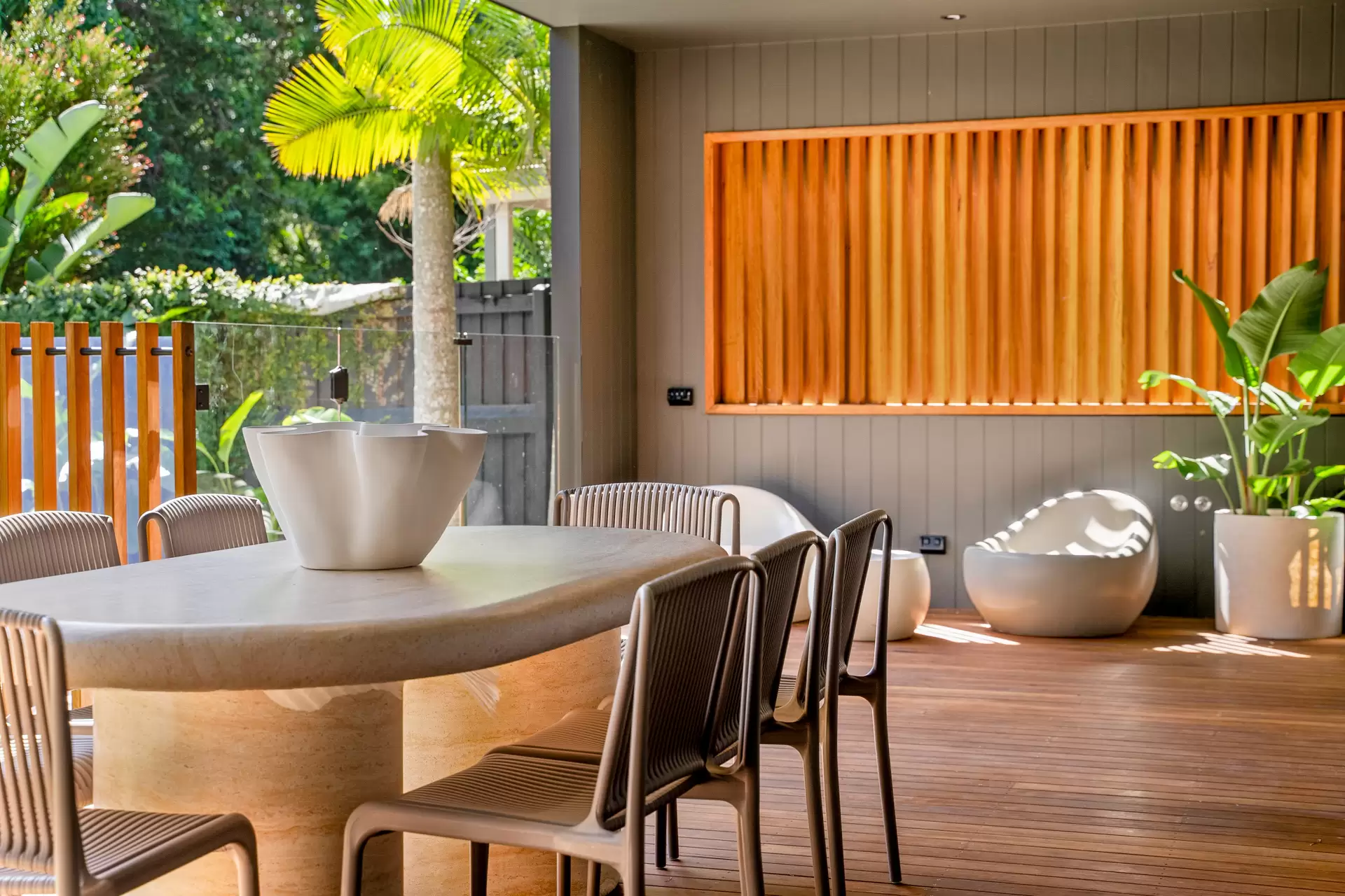 9 Walker Street, Byron Bay For Sale by Sydney Sotheby's International Realty - image 13
