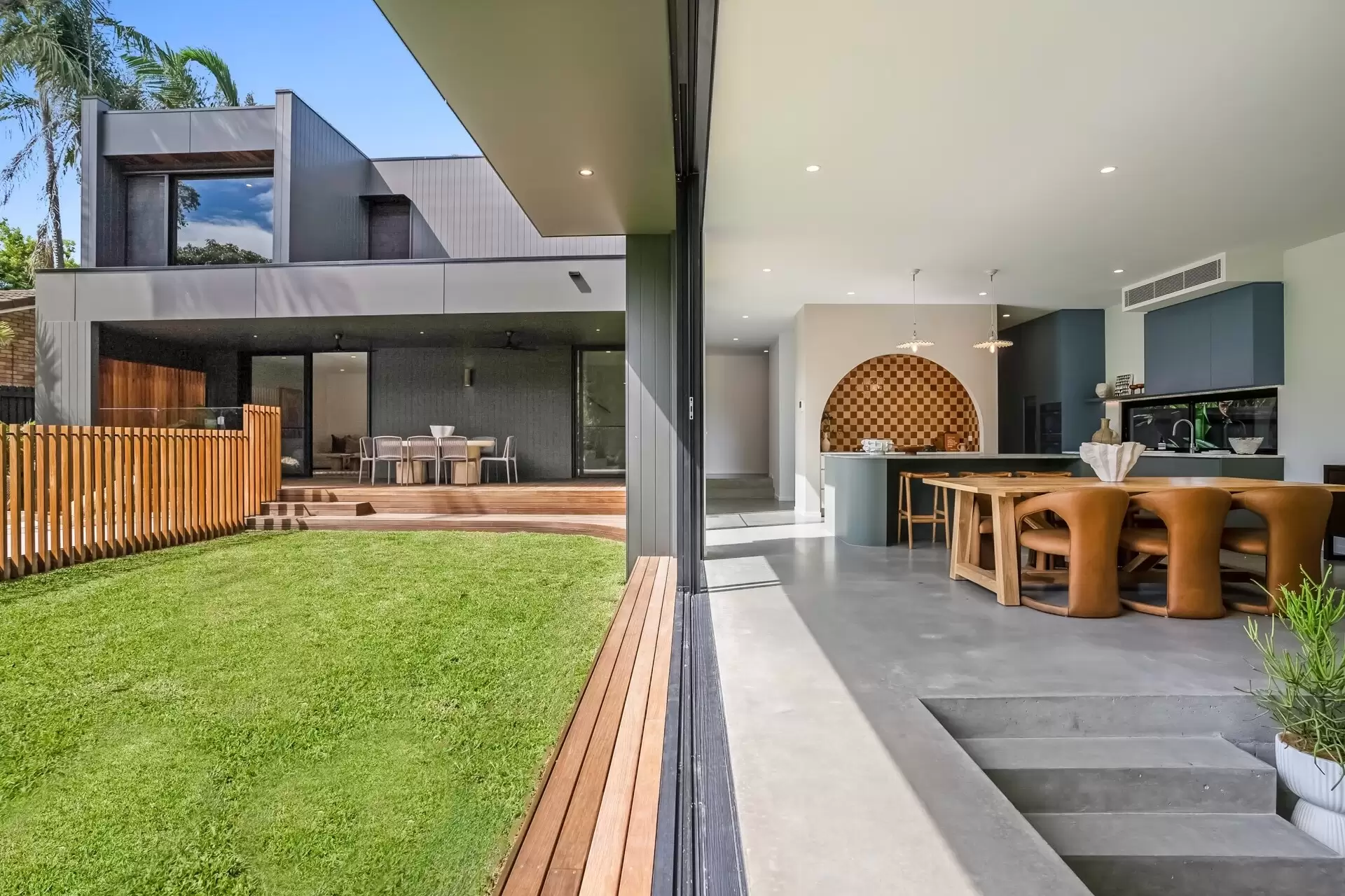 9 Walker Street, Byron Bay For Sale by Sydney Sotheby's International Realty - image 10