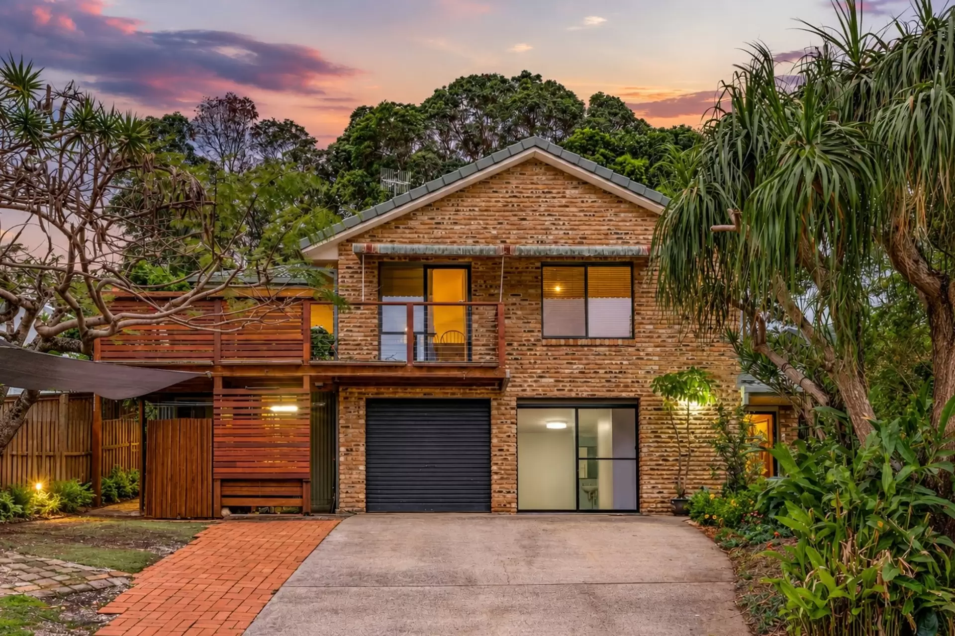 24 Caniaba Crescent, Suffolk Park For Sale by Sydney Sotheby's International Realty - image 1