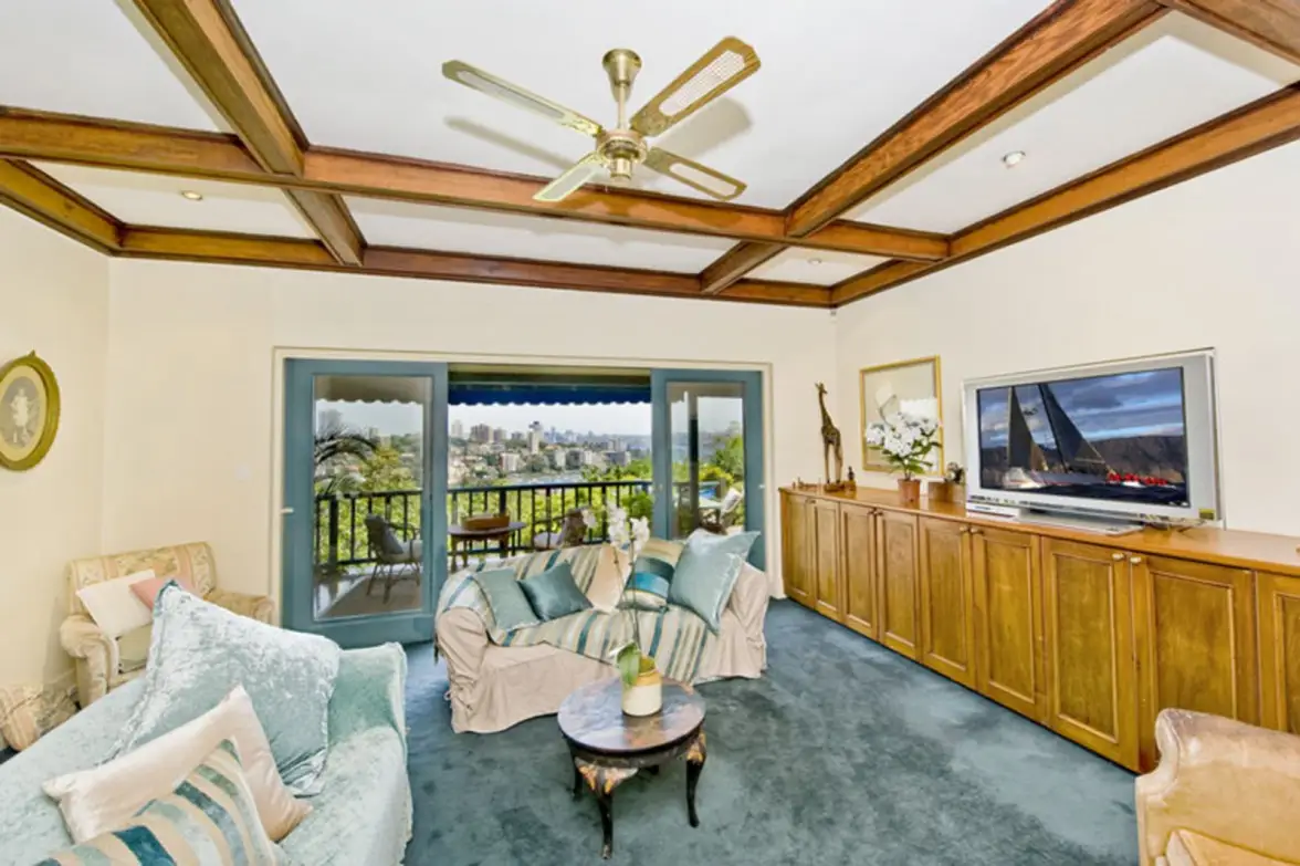 12 Tarrant Avenue, Bellevue Hill Sold by Sydney Sotheby's International Realty - image 2