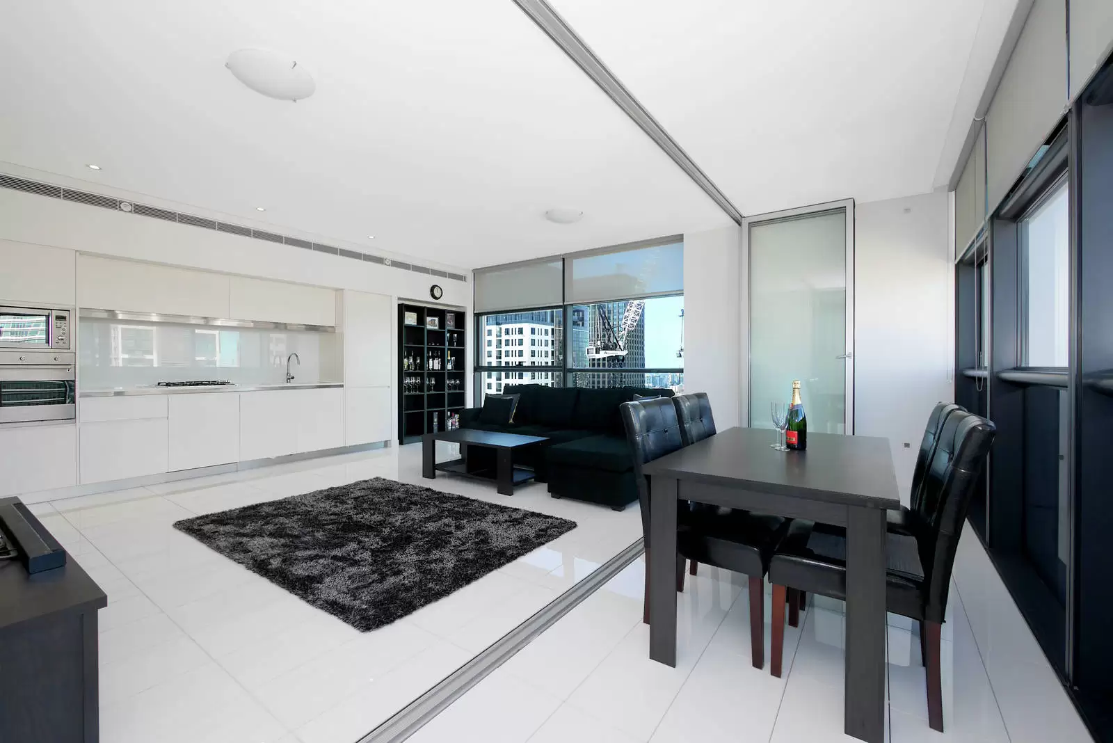 4406/101 Bathurst Street, Sydney Leased by Sydney Sotheby's International Realty - image 3