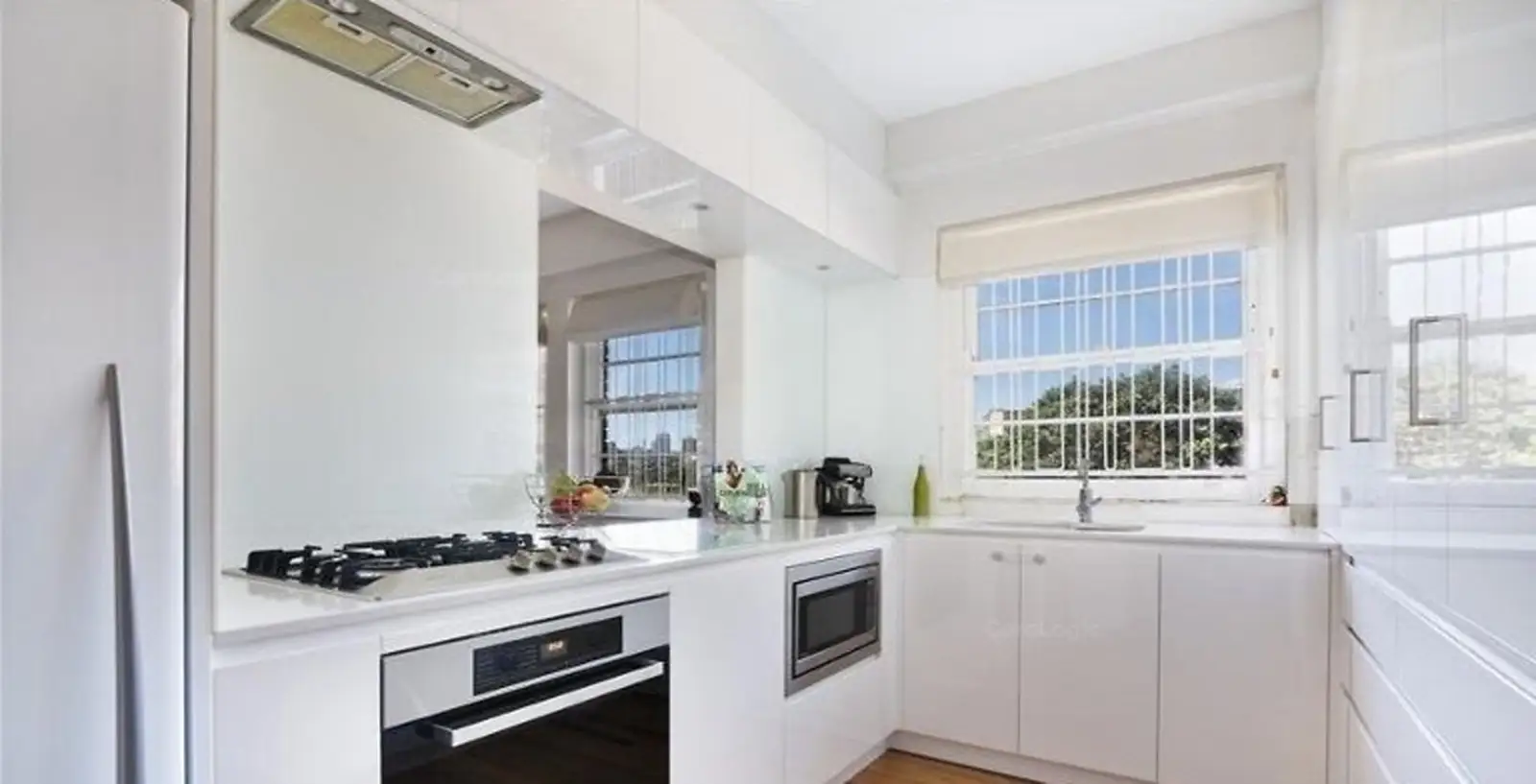 2/2 Marathon Road, Darling Point Sold by Sydney Sotheby's International Realty - image 3