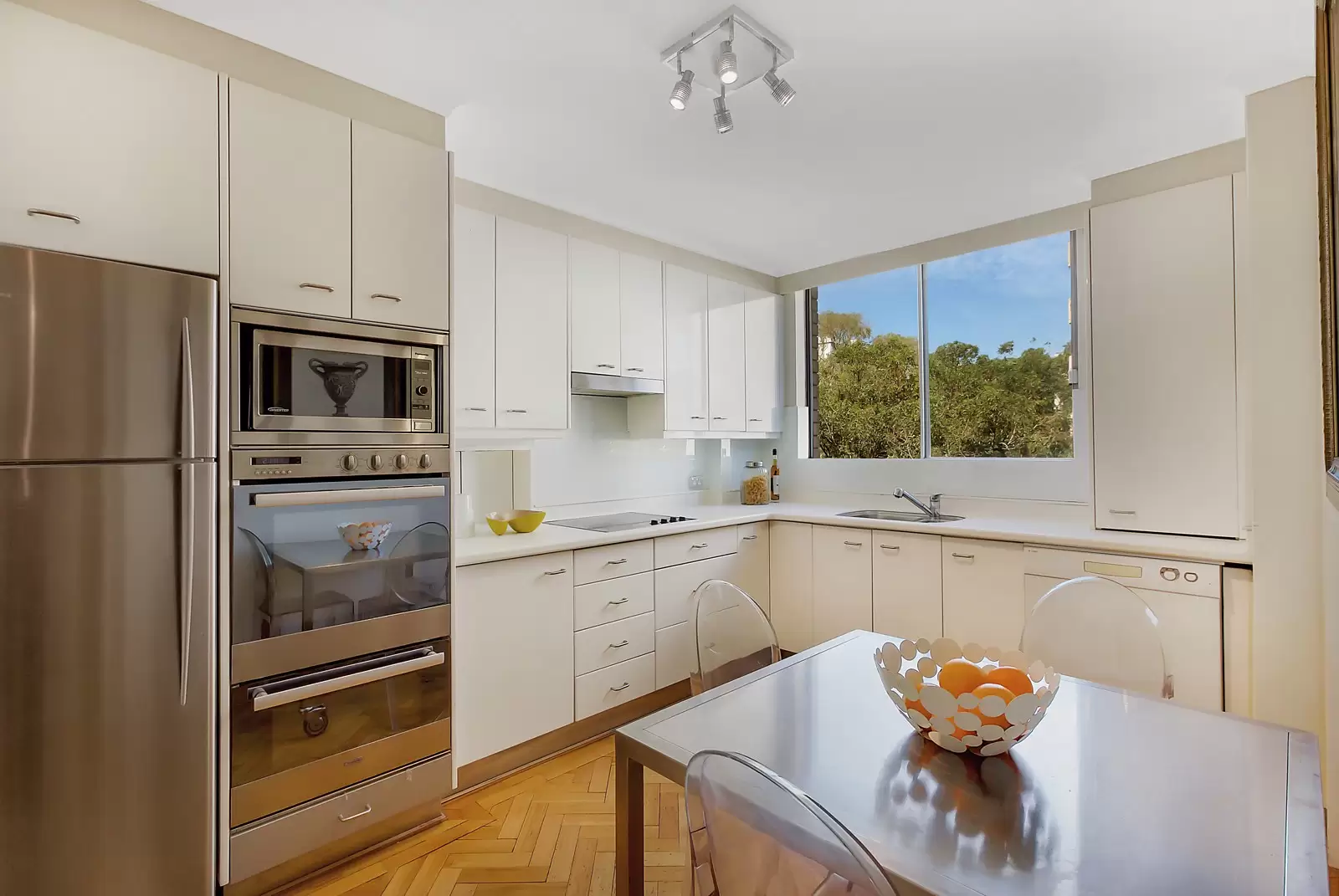 12/36-38 Penkivil Street, Bondi Sold by Sydney Sotheby's International Realty - image 4