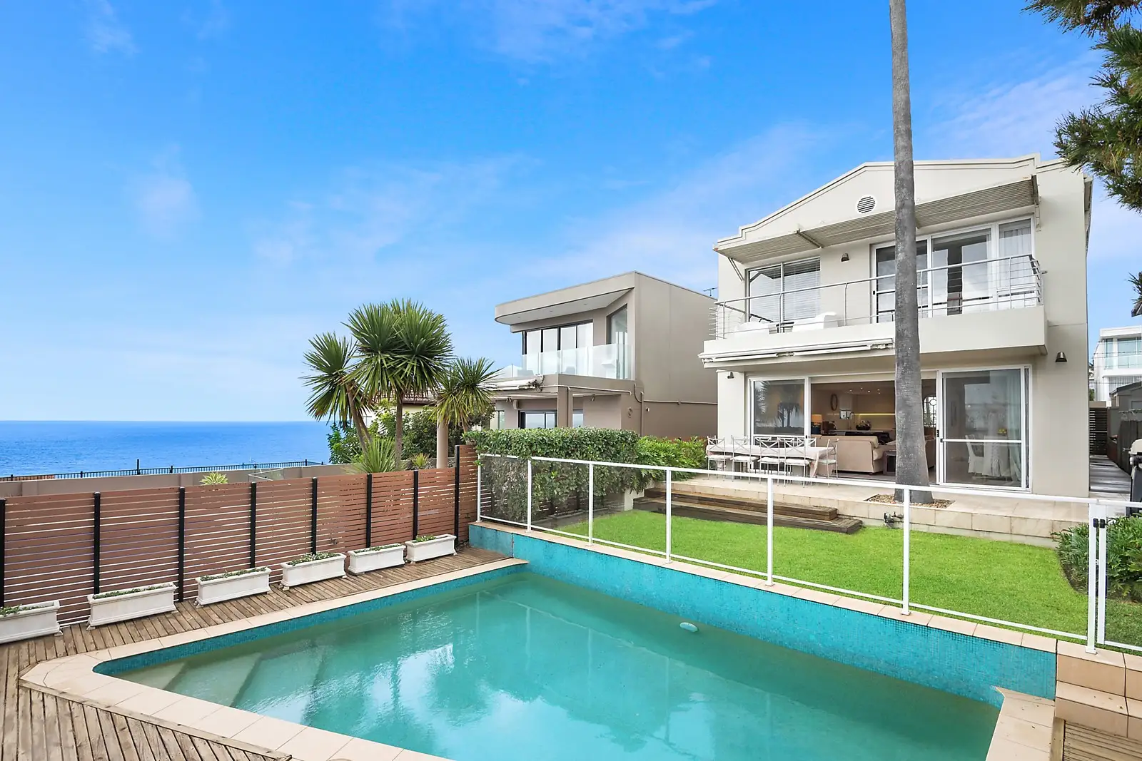 32 Myuna Road, Dover Heights Sold by Sydney Sotheby's International Realty - image 1