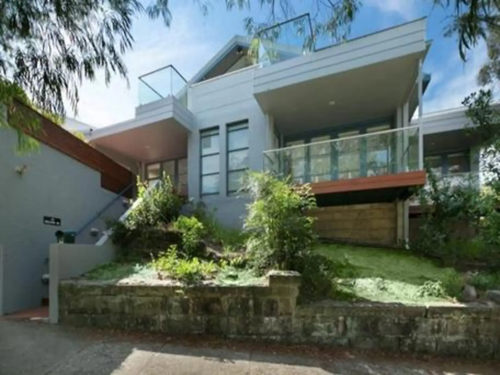 63 Bellevue Road, Bellevue Hill Leased by Sydney Sotheby's International Realty - image 1