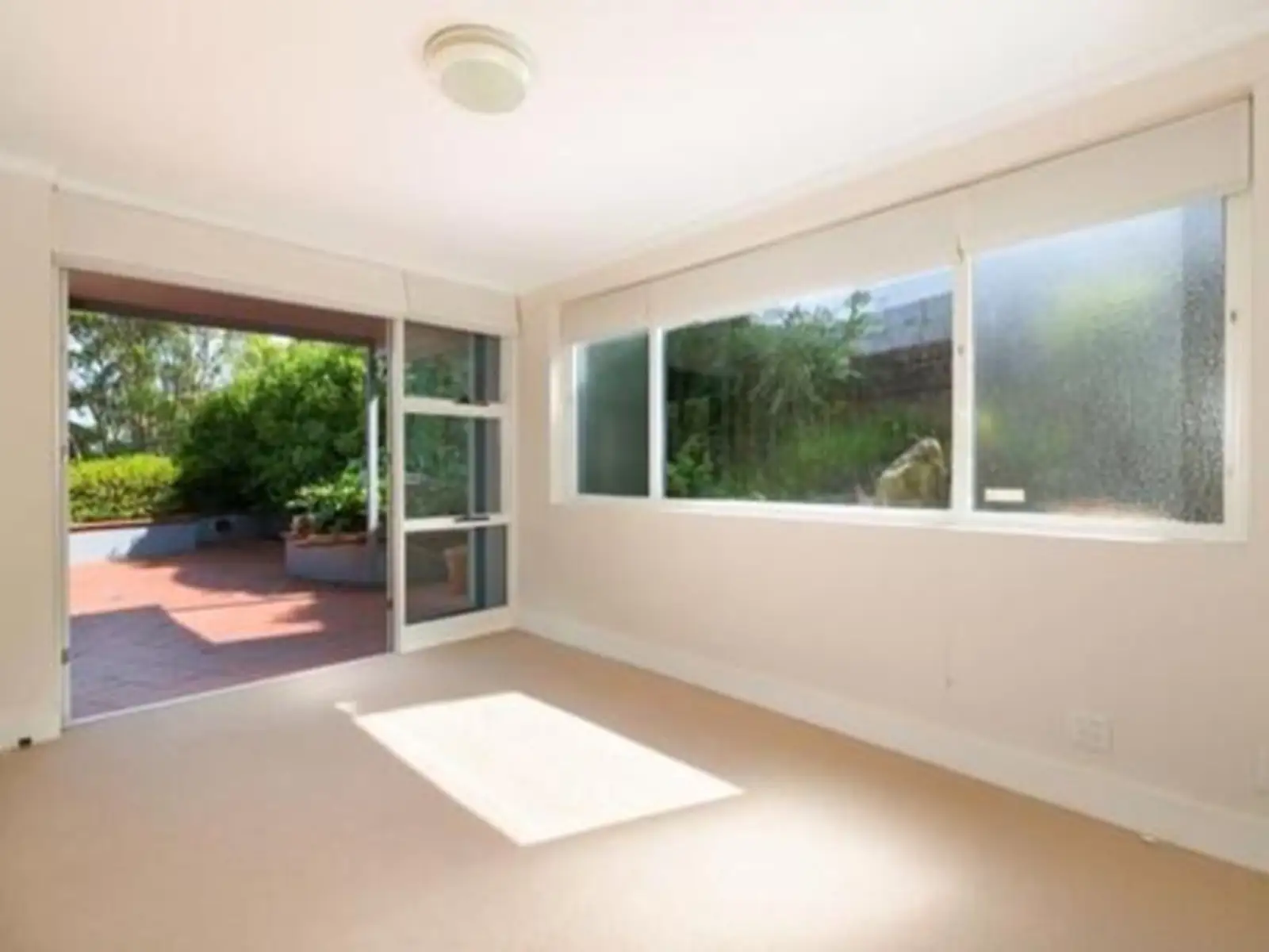 63 Bellevue Road, Bellevue Hill Leased by Sydney Sotheby's International Realty - image 2
