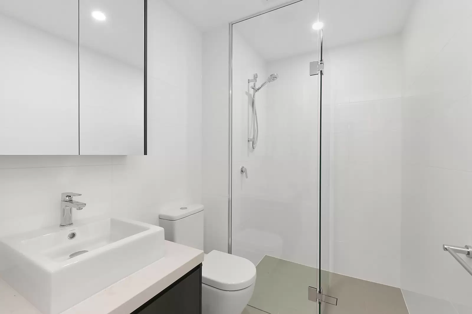 302/2 East Lane, North Sydney Leased by Sydney Sotheby's International Realty - image 5