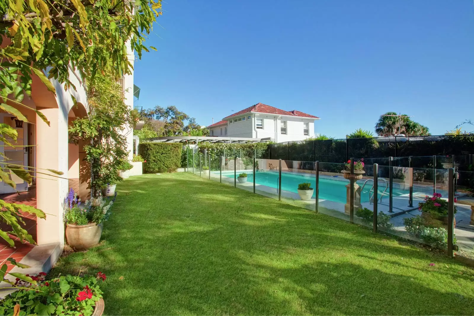 71A Yarranabbe Road, Darling Point Sold by Sydney Sotheby's International Realty - image 5