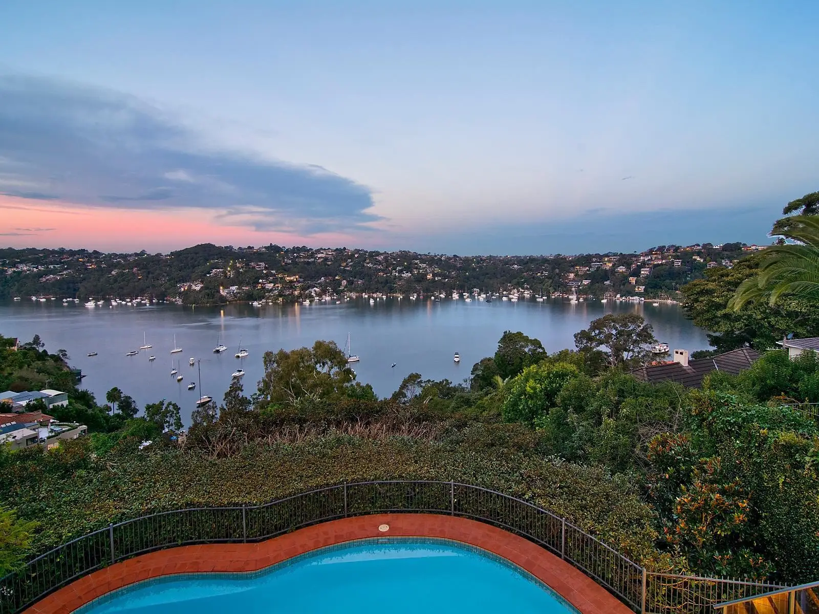 282 Edinburgh Road, Castlecrag Leased by Sydney Sotheby's International Realty - image 1