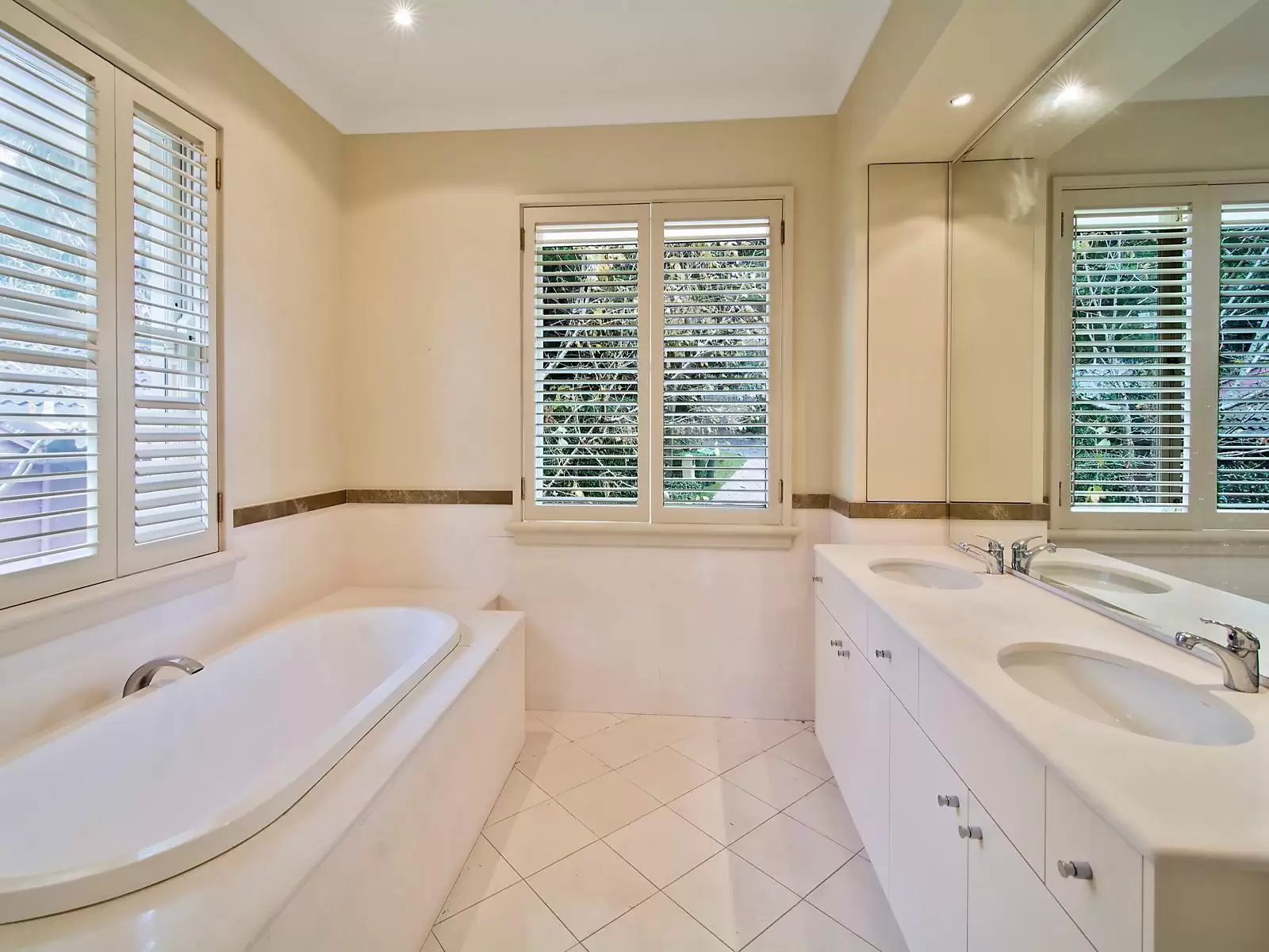 282 Edinburgh Road, Castlecrag Leased by Sydney Sotheby's International Realty - image 7