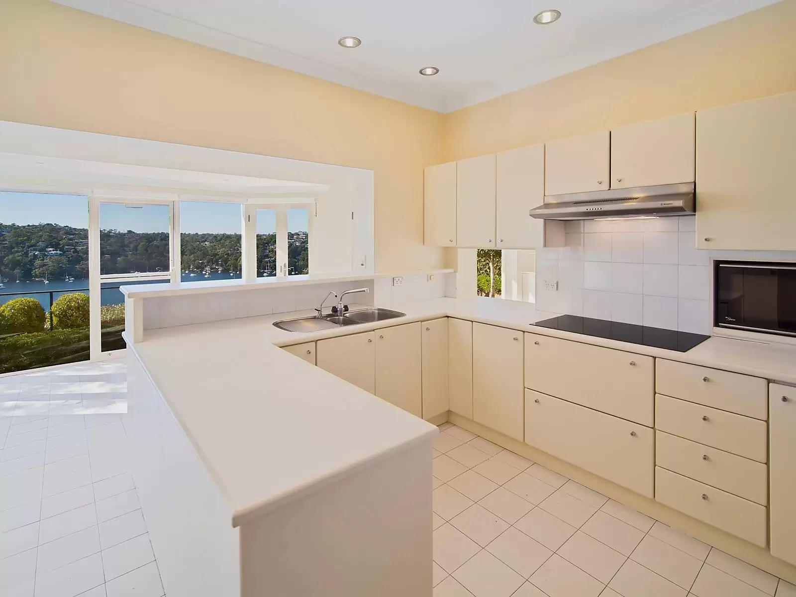 282 Edinburgh Road, Castlecrag Leased by Sydney Sotheby's International Realty - image 4