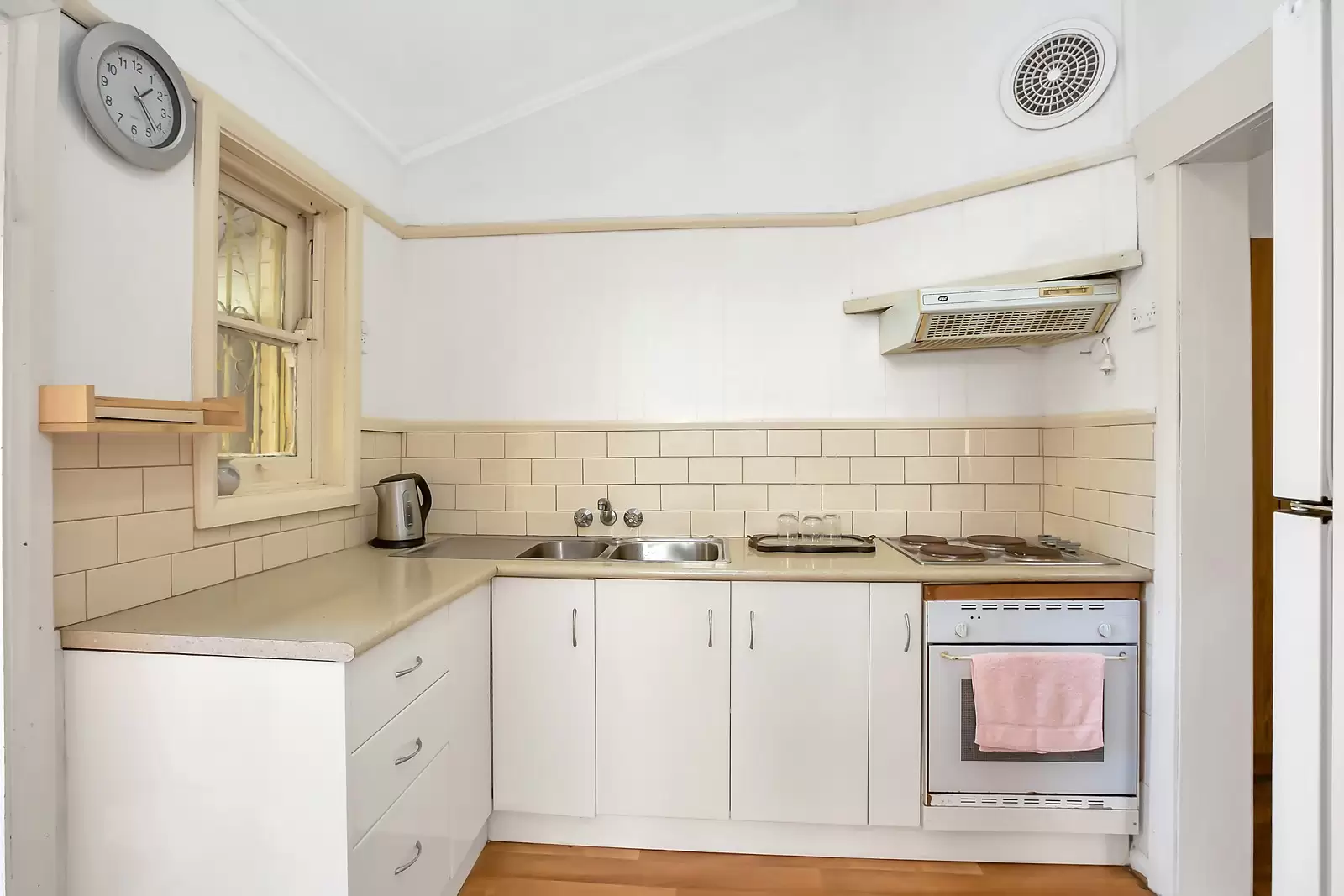 169 Old South Head Road, Bondi Junction Sold by Sydney Sotheby's International Realty - image 4