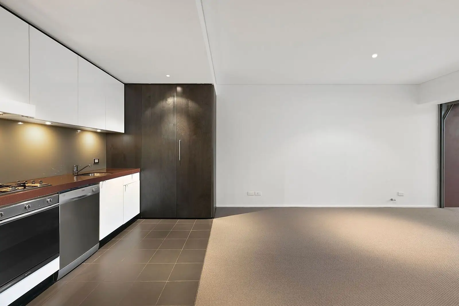5109/8 Alexandra Drive, Camperdown Sold by Sydney Sotheby's International Realty - image 3