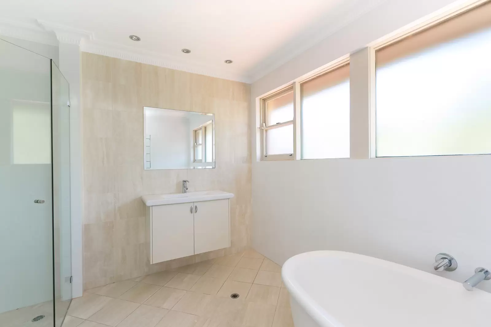 13 Village High Road, Vaucluse Leased by Sydney Sotheby's International Realty - image 8