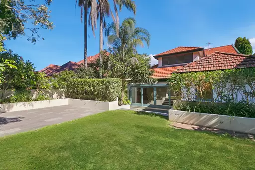13 Village High Road, Vaucluse Leased by Sydney Sotheby's International Realty