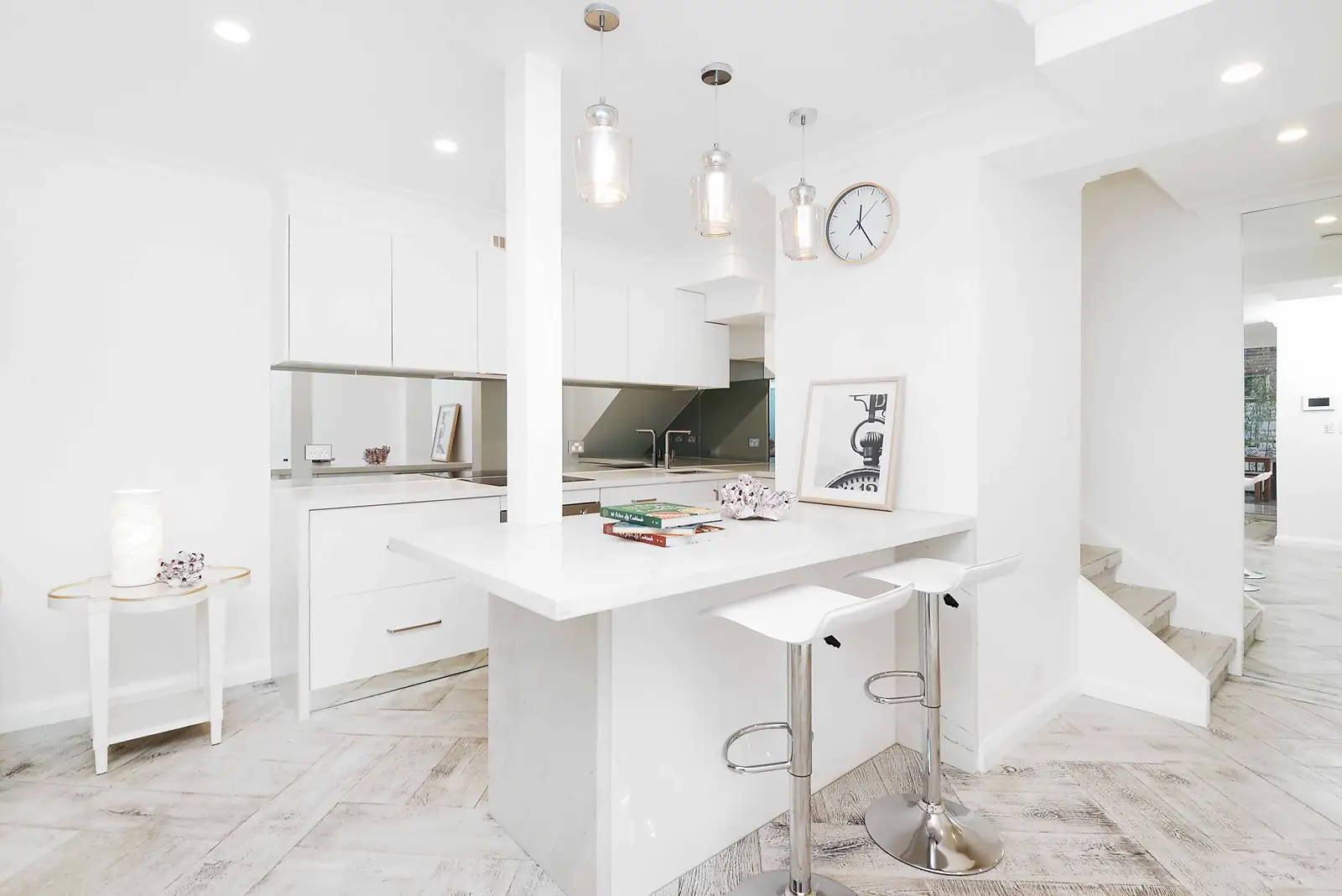 7D/7 Botany Street, Bondi Junction Leased by Sydney Sotheby's International Realty - image 2