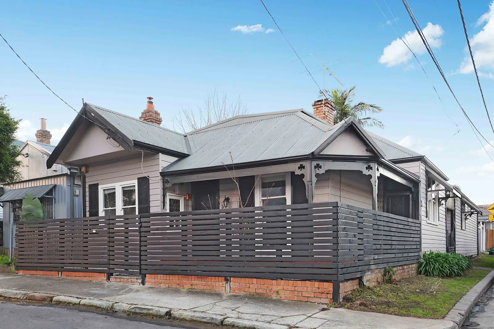 3 Barden Street, Tempe Leased by Sydney Sotheby's International Realty - image 1